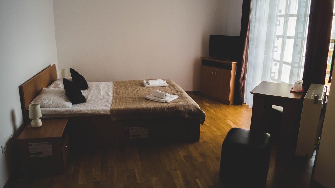 Pensiunea Codruta Cărpinişu Esterno foto